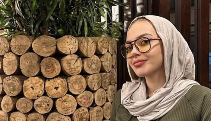 Başörtüsünü çıkaran fenomen Esra Rabia Ünal, psikolojik rahatsızlığını açıkladı! Gözyaşlarına boğuldu: “İyi bir son göremiyorum…”