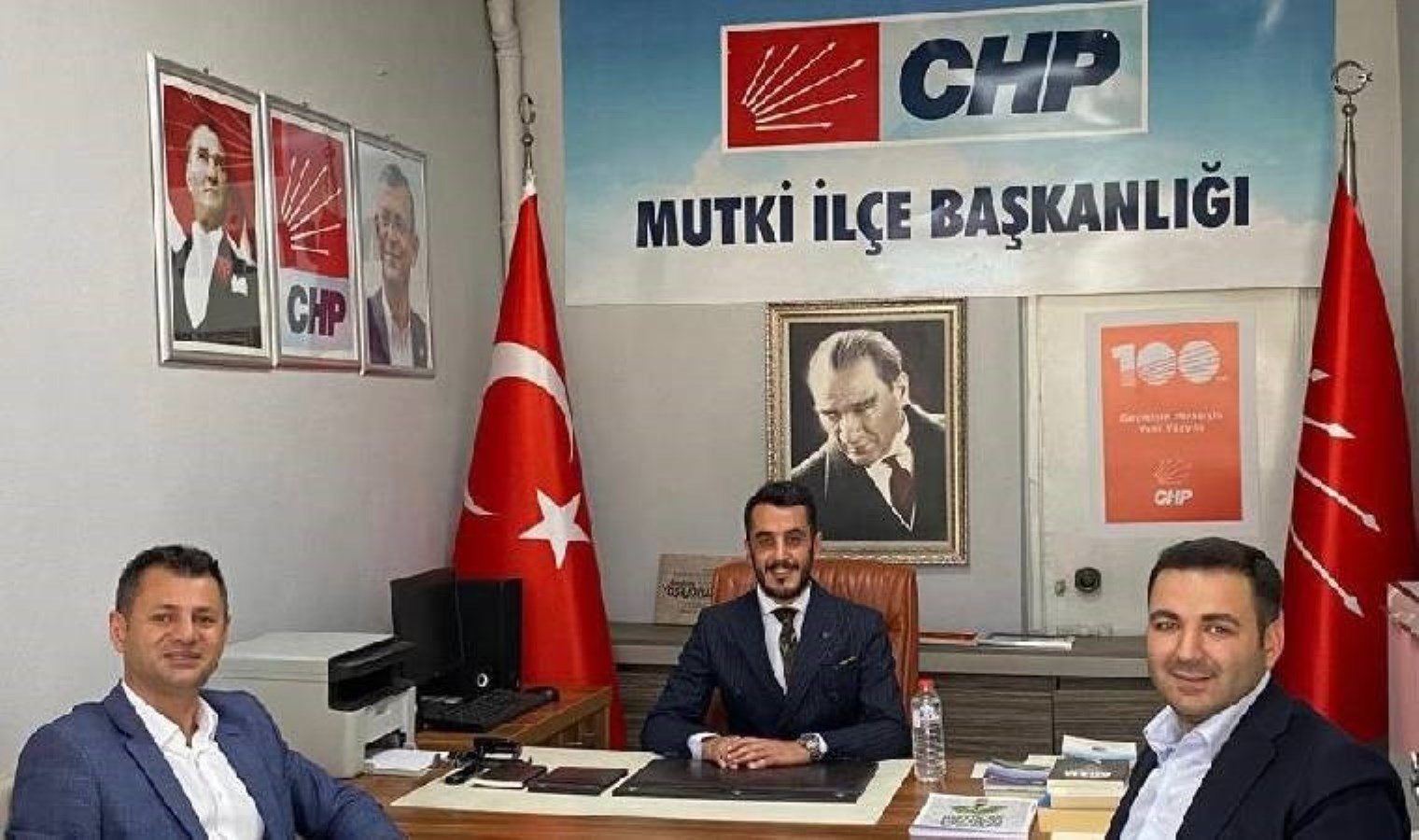 Bitlis'te CHP ilçe başkanına "Yaşatmayacağım" tehdidi - Son Dakika Siyaset Haberleri 1 kapak 231643