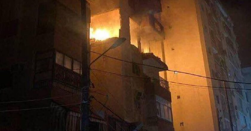 İsrail ordusu, Lübnan’daki Hizbullah silah deposunda hava saldırılarının gerçekleştiğini açıkladı.