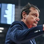 Anadolu Efes, Panathinaikos'a son maçta yıkıldı!