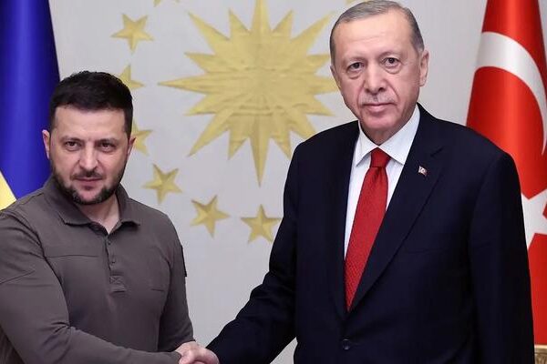 Ankara’da kritik zirve! Zelenskiy duyurdu… “Perşembe günü Türkiye’de Erdoğan ile görüşeceğim”