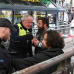Hamburg’da tren istasyonunda “silah ve kesici alet” araması