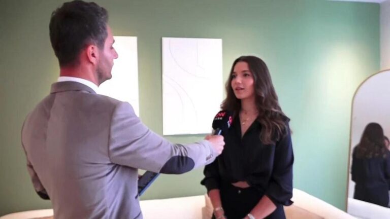 683d7f76bd49734add725070