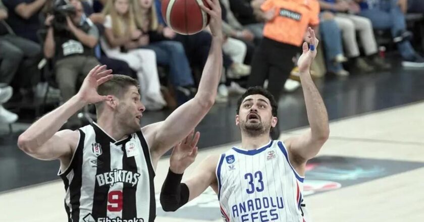Final maçı ne zaman, hangi gün? Anadolu Efes Beşiktaş maçı kaç kaç bitti? Play OFF yarı finalde son durum!