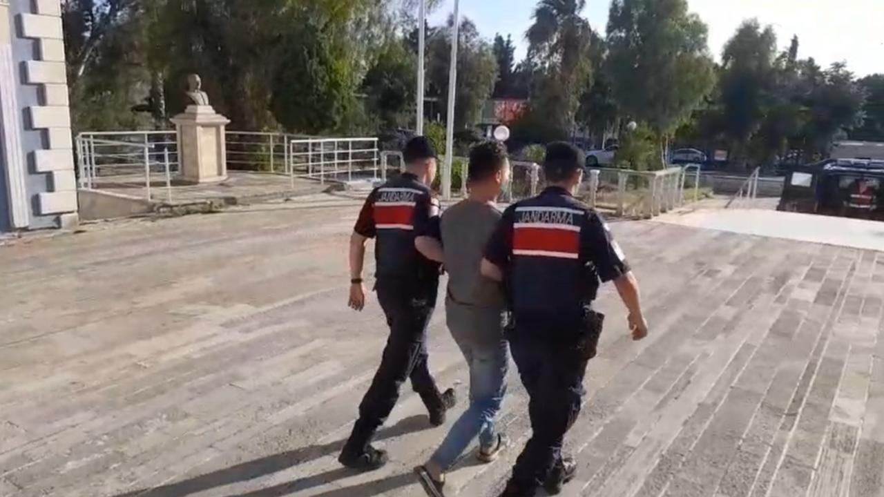 İzmir'de orman yangınına neden olan şüpheli tutuklandı 1 tutuklamaaa 2371189
