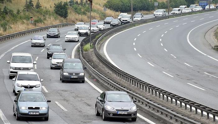 Yola çıkmayı düşünen sürücüler dikkat! Kara yollarında son durum: Ankara-İstanbul istikameti belli saatlerde trafiğe kapalı! Hangi yollar kapalı? 1 20535812