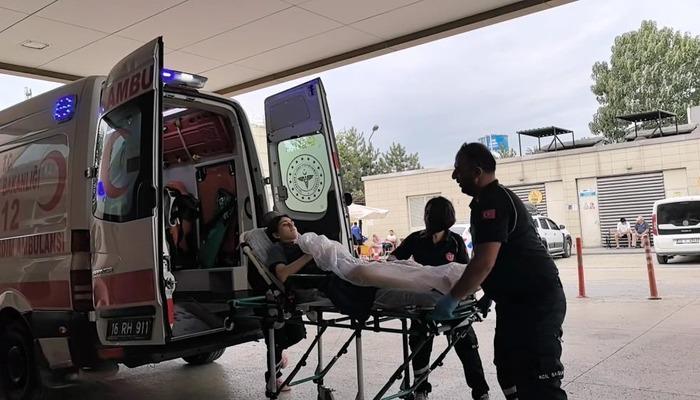Üzerine sıcak su dökülen market çalışanı hastanelik oldu 1 20763245