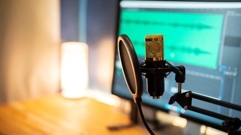 Üç! İki! Bir! TRT ile naklen yayına hazırlanın