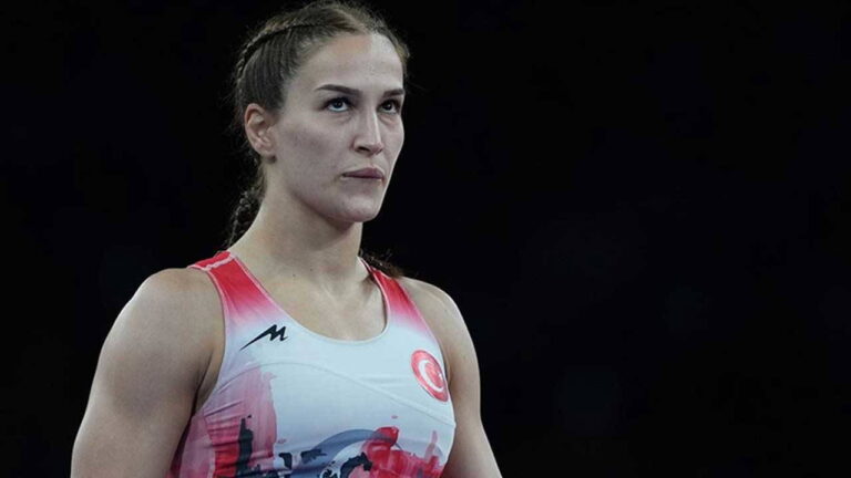 Milli guresci Buse Tosun Cavusoglu Dunya Sampiyonasinda 5 oldu