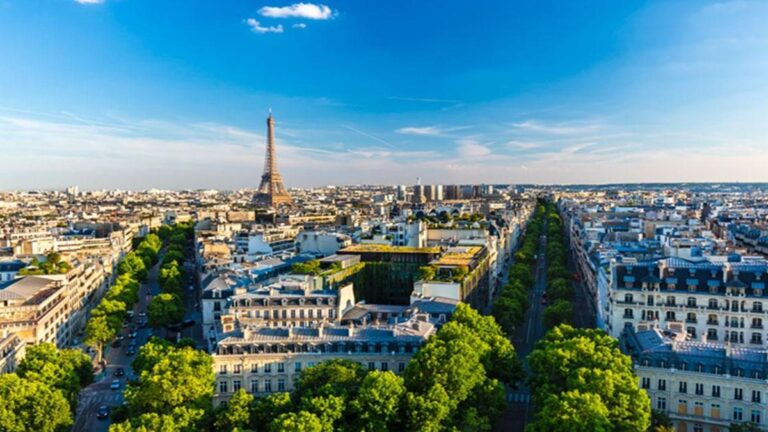 68a2fe7a7b23aec394c1c5fd