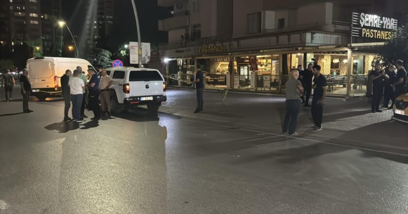 Adana’da pastaneye el bombası atan şüpheli yakalandı