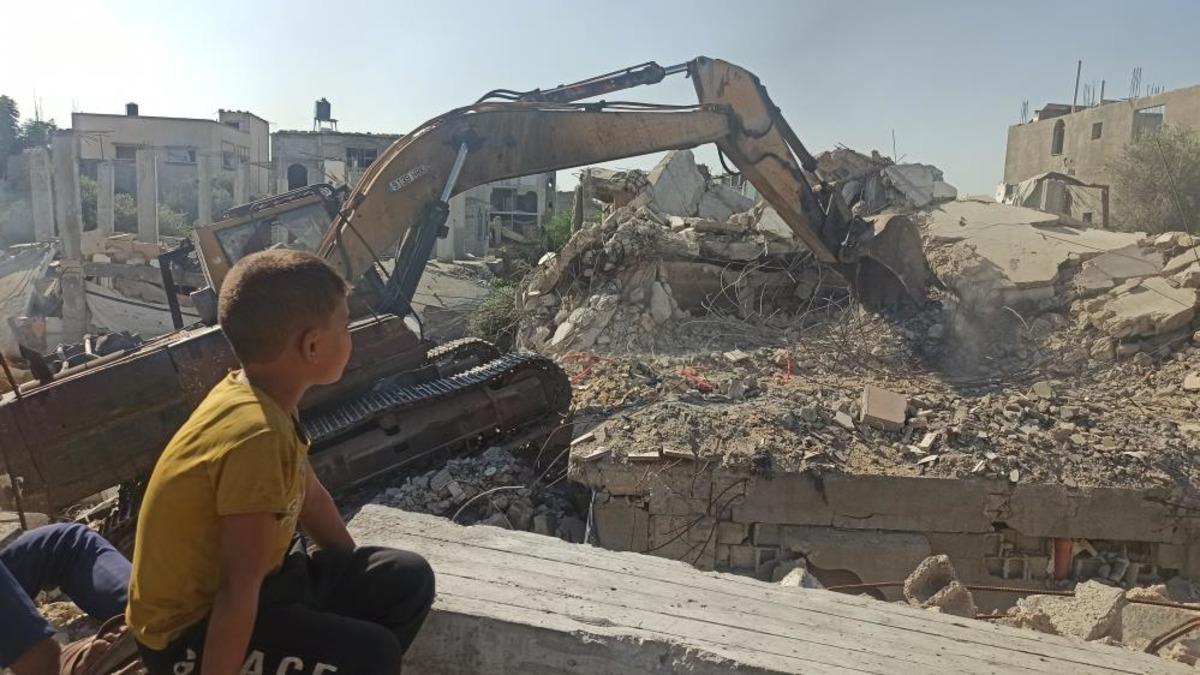 Gazze'de enkaz altındaki cenazelerin çıkarılmasına yönelik çalışmaların ilk aşaması başladı 1 22244546