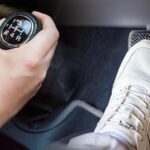 Manuel Vites Kullananlar Dikkat! Debriyajda Beklemek Motoru Tehlikeye Atıyor