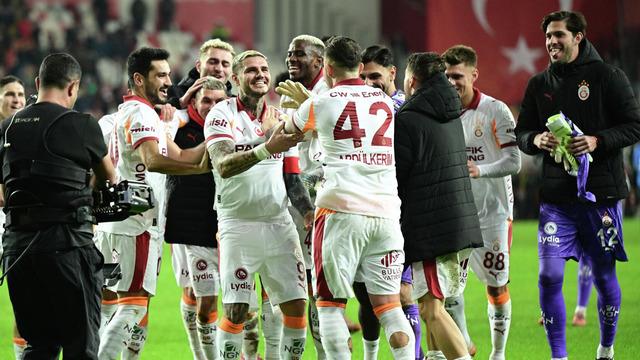 Galatasaray'dan TFF'ye Başakşehir talebi: "Maç Çarşamba günü yapılsın" 1 22538803