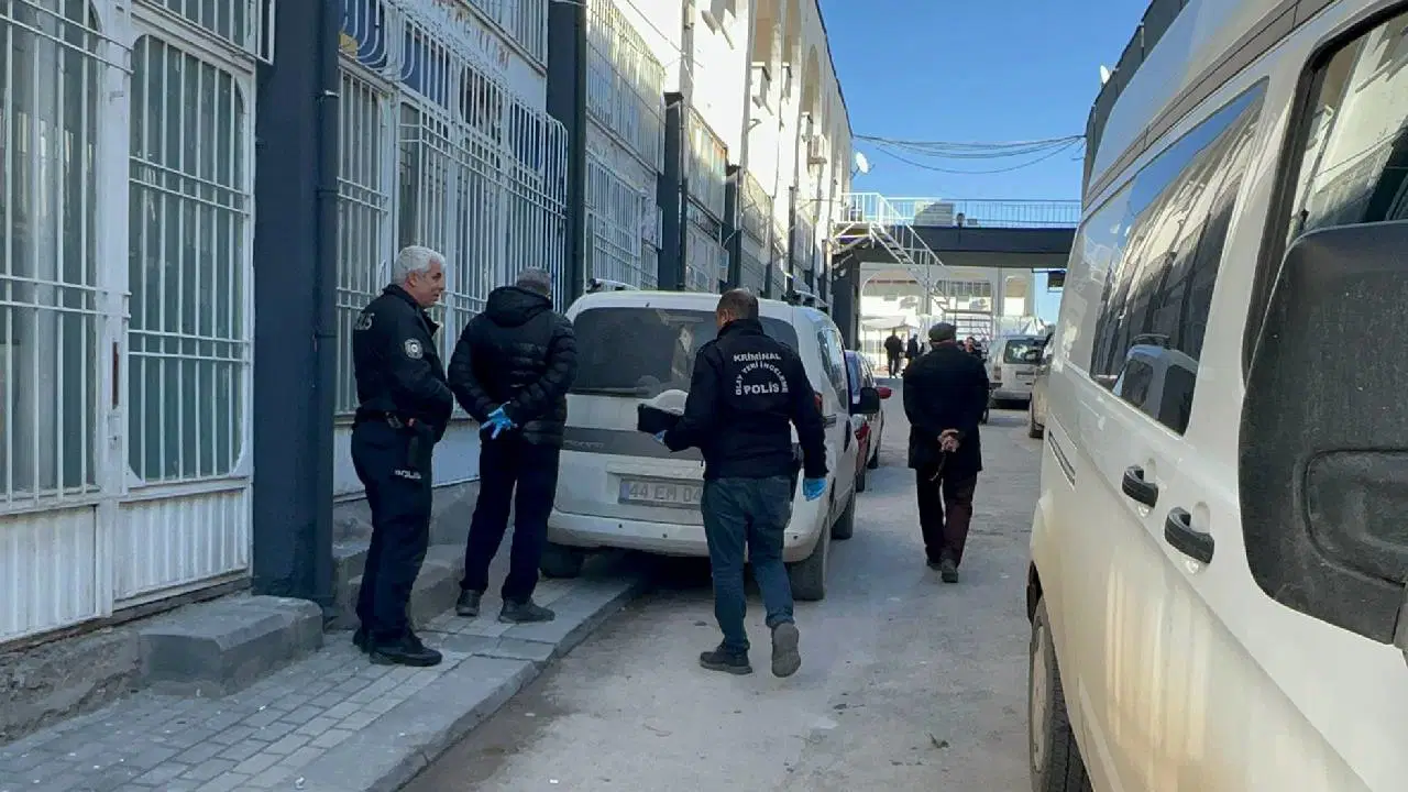 İşletmedeki Tartışma Silahlı Çatışmaya Neden Oldu: Yaralılar Bulunuyor! 1 80be5780 d81e 4dd5 a8ff e80fa318187b